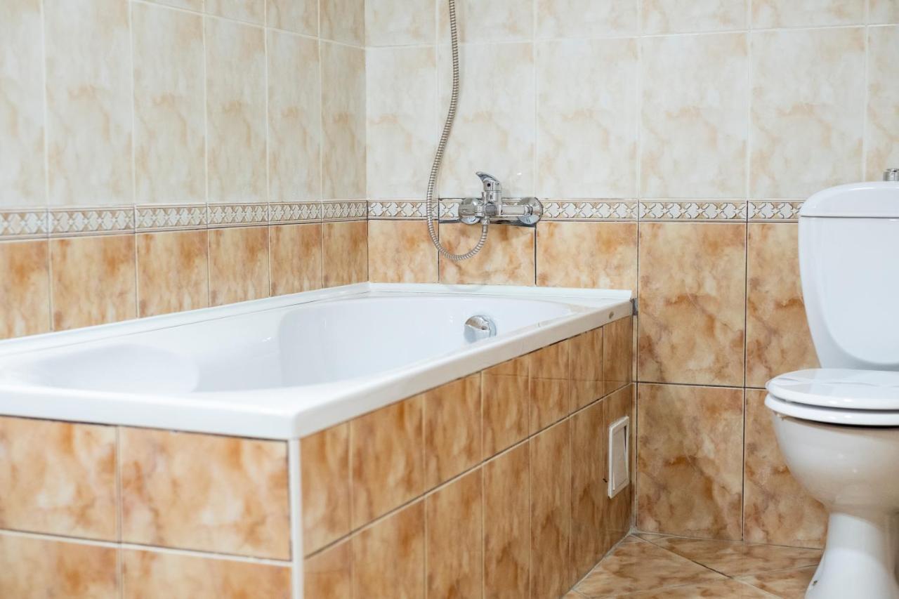 Casa Gabriela Hotel Bukares Bagian luar foto
